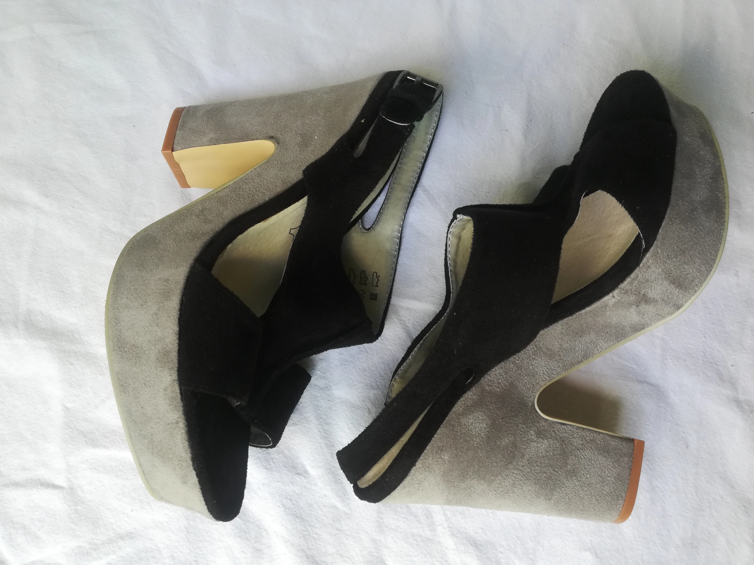 Tweekleurige zwarte/grijze pumps met dikke hoge hak van 12 cm maat 37 - nieuw – photo 18